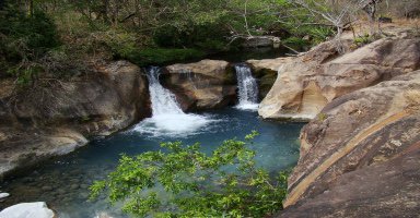 Things To Do rincon de la vieja waterfalls.jpg
